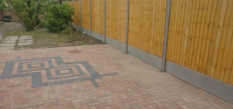 garden fencing derby